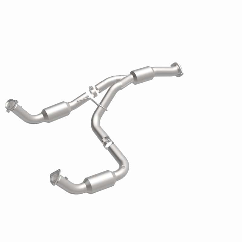 Magnaflow — Magnaflow 12-17 Chevrolet Express 3500 6.0L Direct Fit Converter
California - view 9