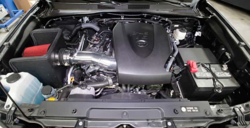 Spectre — Spectre 16-18 Toyota Tacoma V6-3.5L F/I Air Intake Kit - Polished w/Red Filter
Spectre Air Intake K
Air Intake System - view 9