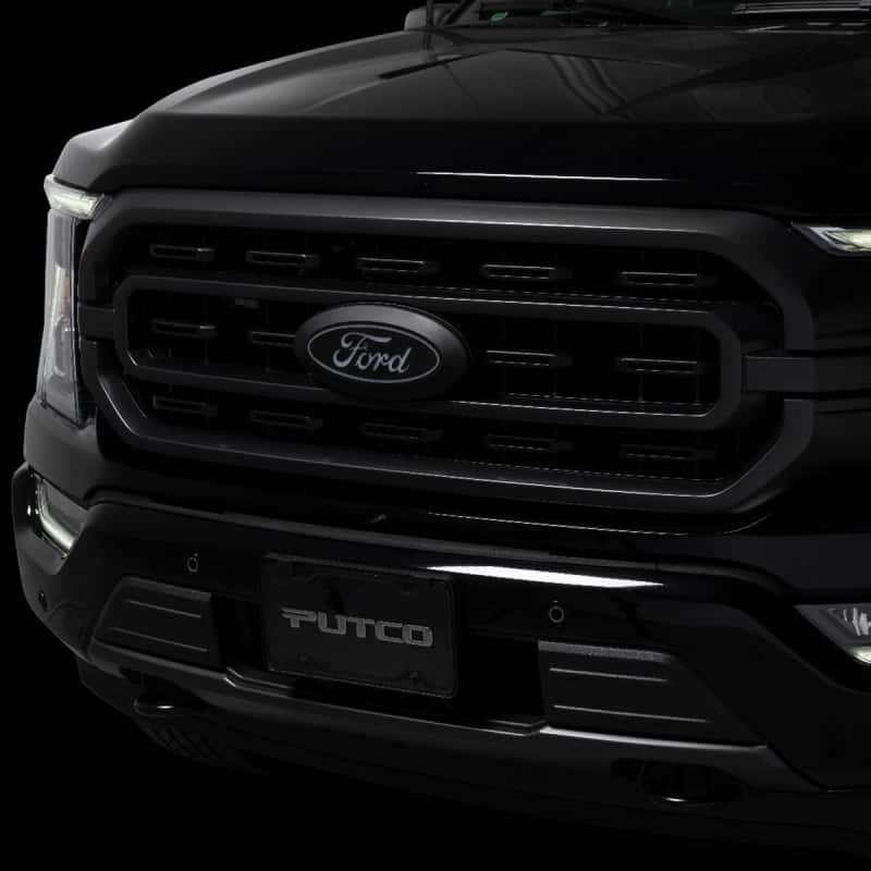 Putco — Putco 15-17 Ford F-150 Front Luminix Ford LED Emblem - Fits bar Style Grille
Emblem - view 10