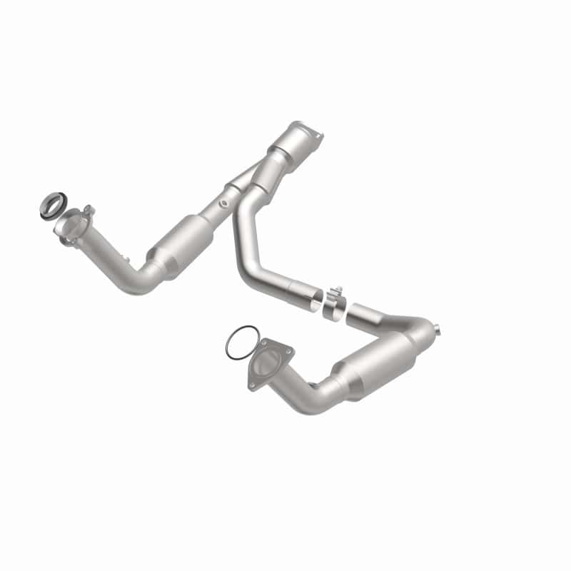 Magnaflow — MagnaFlow Conv Direct Fit 07-09 Chevy Trailblazer SS 6.0L V8
California - view 28