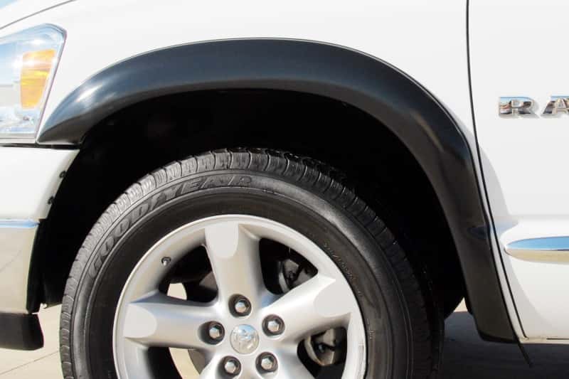 LUND — Lund 19-21 Chevy Silverado 1500 SX-Sport Smooth Elite Series Front Fender Flares - Black (2 Pc.)
SX-SPORT STYLE 2PC S - view 6