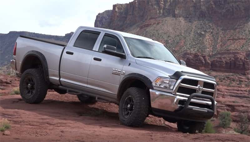 LUND — Lund 10-17 Dodge Ram 2500 Bull Bar w/Light & Wiring - Black
BULL BAR W-LED LIGHT
Bull Bar - view 5