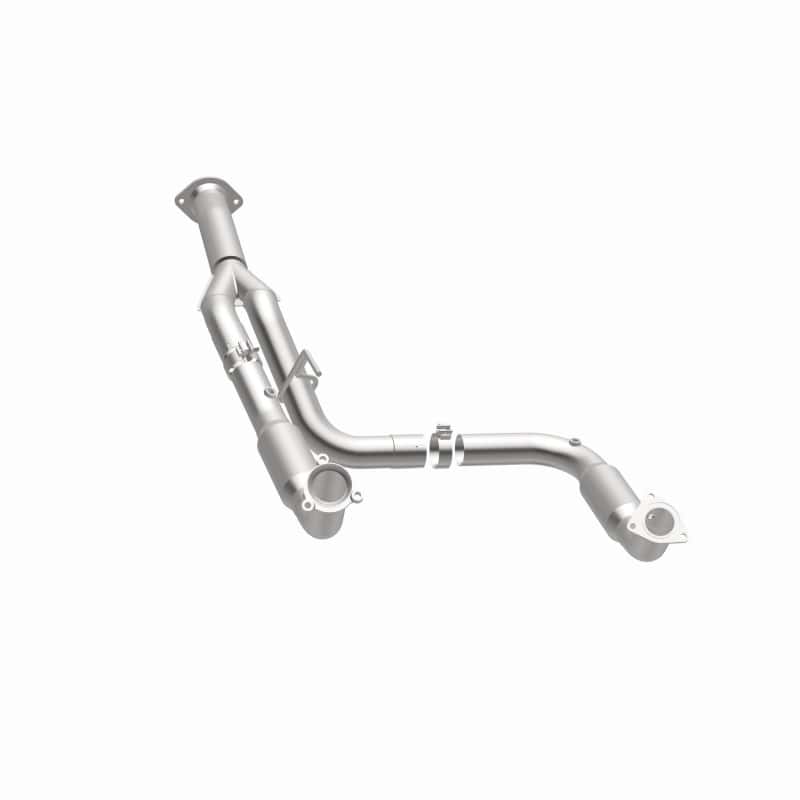 Magnaflow — Magnaflow 11-15 Chevrolet Silverado 2500 HD 6.0L Direct Fit Converter
California - view 24