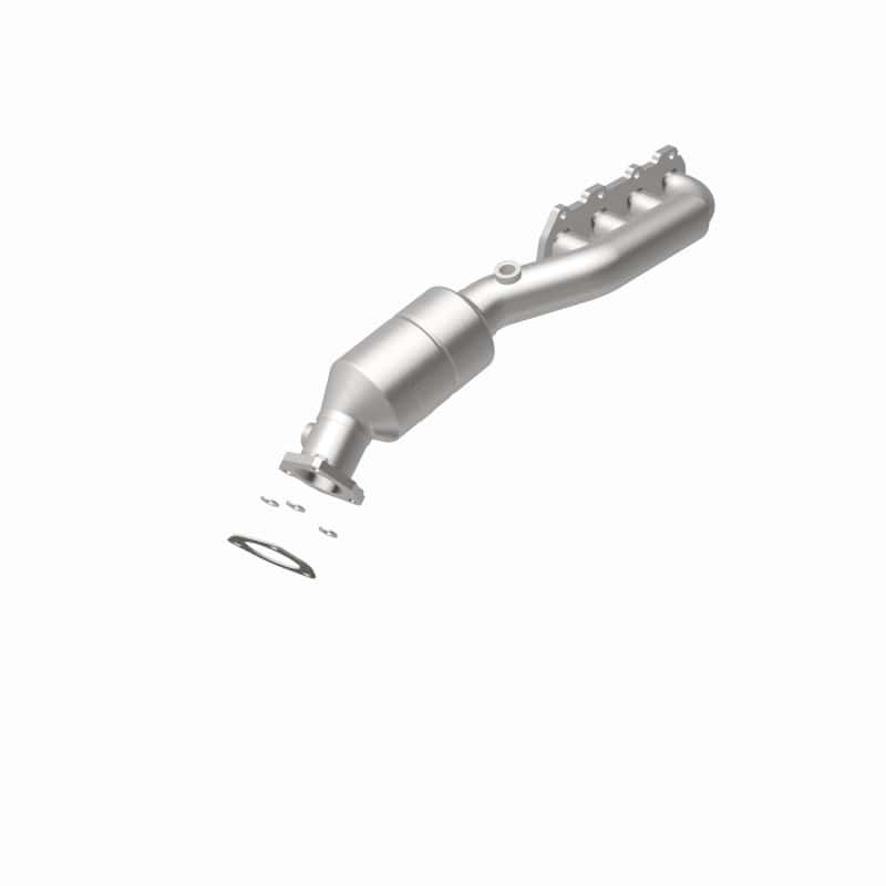 Magnaflow — Magnaflow Conv DF 02-04 Volkswagen Passat 4.0L
California - view 18