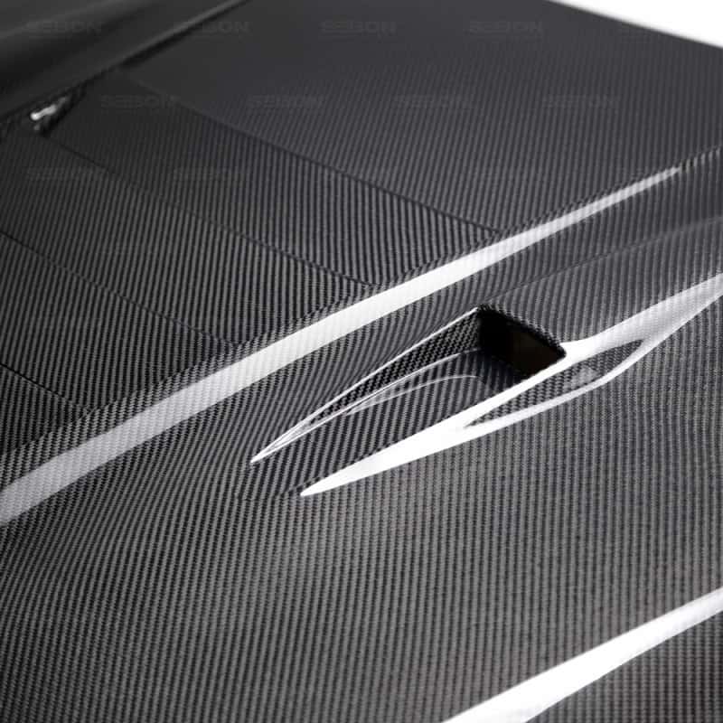 Seibon — Seibon 09-12 Nissan GTR R35 DS-Style Carbon Fiber Hood - view 3