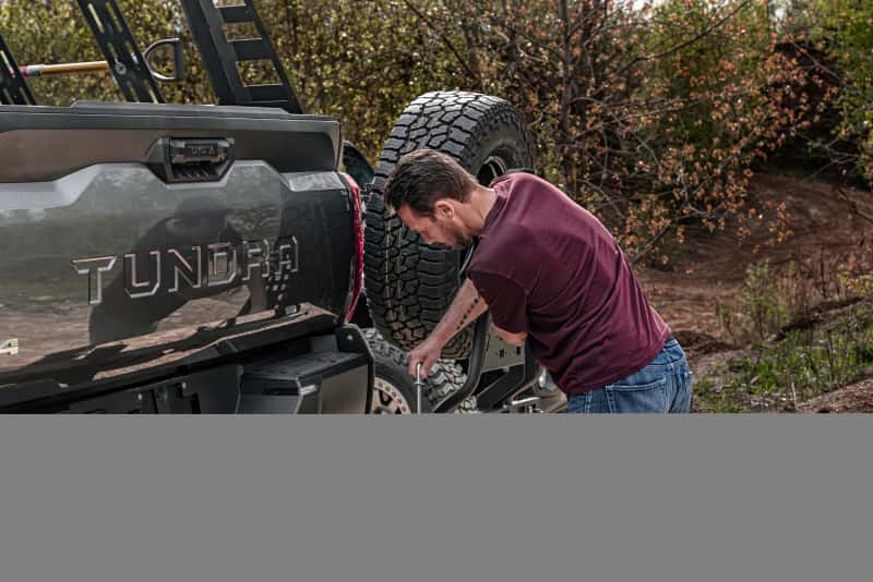 Go Rhino — Go Rhino Swing-A-Way Hitch Mounted Tire Carrier (Lic. Plate Lights Not Included) - Textured Black
2" Hitch TireCarrier - view 11