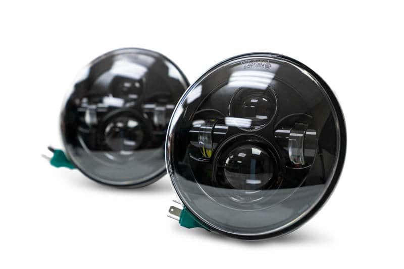 DV8 Offroad — DV8 Offroad 07-18 Jeep Wrangler JK LED Projector Headlights
Headlights - view 3