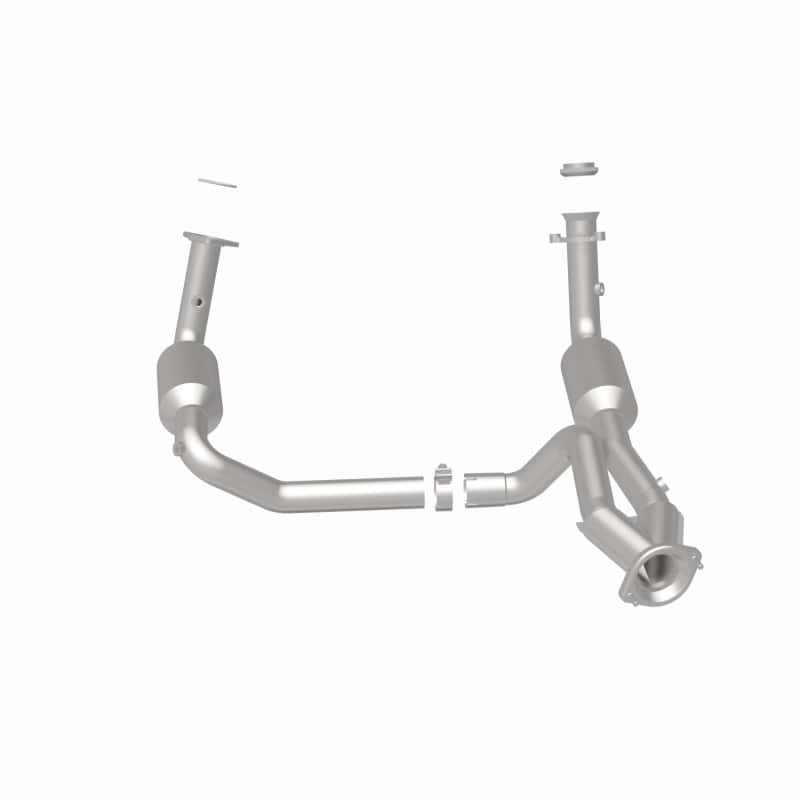 Magnaflow — MagnaFlow Conv Direct Fit OEM 2005 GMC Sierra/Chevrolet Silverado 1500/Cadillac Escalade Underbody
California - view 16