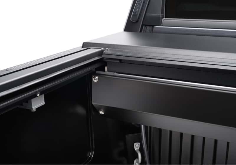 Roll-N-Lock — Roll-N-Lock 2022 Toyota Tundra (66.7in. Bed Length) A-Series XT Retractable Tonneau Cover - view 14