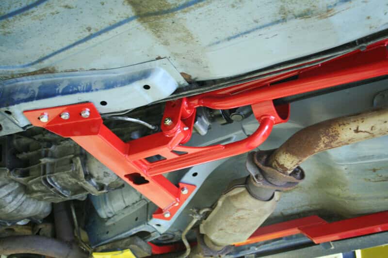 UMI Performance — UMI Performance 82-92 GM F-Body Tunnel Mounted Trq. Arm Fits TH400- w/ Loop - Black
UMI Performance 82-92 GM F-Body Tunnel Mounted Torque Arm- Fits TH400 Transmission
Torque Arm - view 4