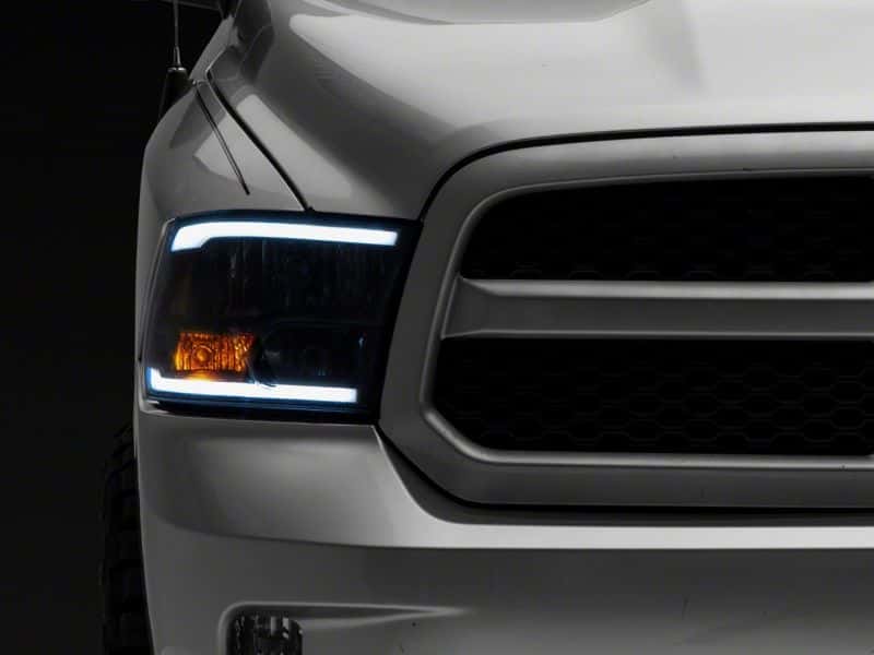 Raxiom — Raxiom 09-18 Dodge RAM 1500/2500/3500 Axial Series Headlights w/ LED Bar- Blk Housing (Clear Lens)
Headlights - view 6