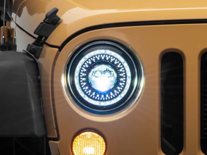 Raxiom — Raxiom 07-18 Jeep Wrangler JK Axial Series 7-In Dragon Eye LED Headlights- Blk Housing (Clear Lens)
Headlights - view 1