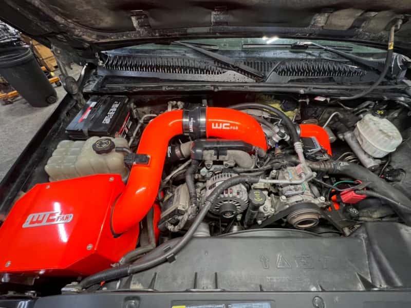 Wehrli — Wehrli 04.5-05 Duramax LLY 4in Stage 2 Intake Kit - Candy Red
Intake S2 04.5-05 CR - view 3