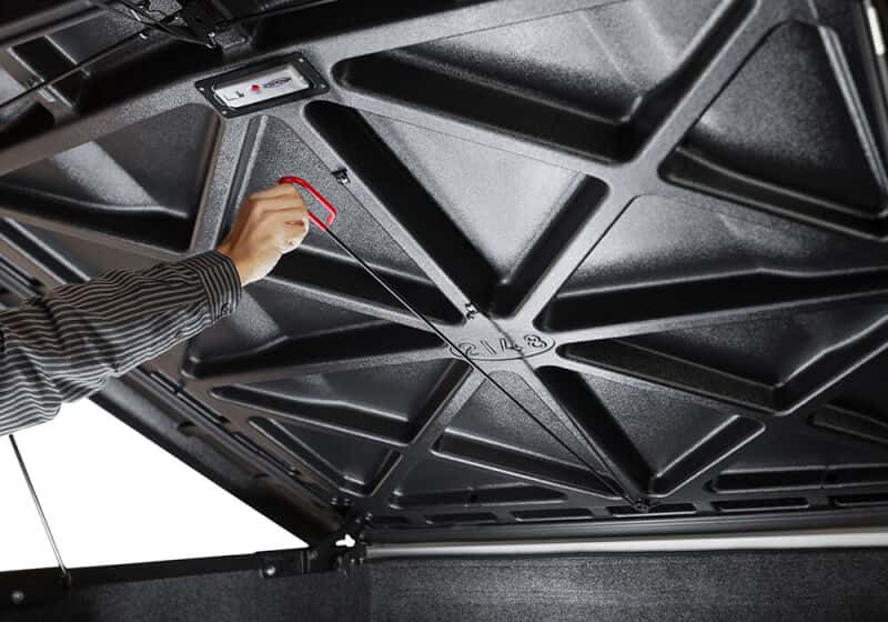 Undercover — UnderCover 2021 Ford F-150 Ext/Crew Cab 6.5ft Elite Bed Cover - Black Textured - view 17