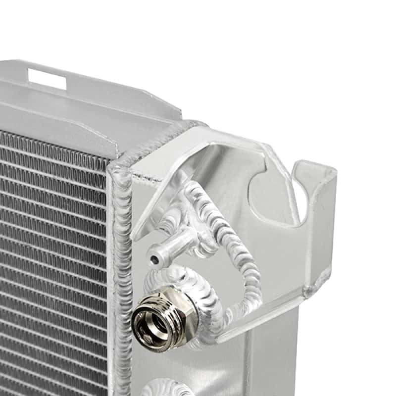 Mishimoto — Mishimoto 2014+ Chevrolet Silverado 1500 V8 Aluminum Radiator - view 4