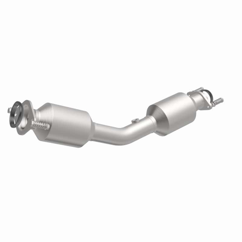 Magnaflow — MagnaFlow DF Conv 2018 Nissan Versa 1.6L
California - view 4
