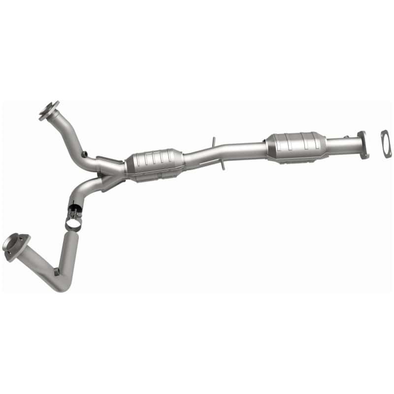 Magnaflow — MagnaFlow Conv DF 00-04 S10/Sonoma 4.3L
California - view 5