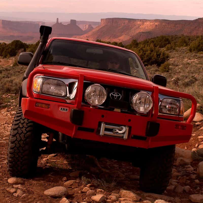 ARB — ARB Bumper/Fitting Kit Bundle 3423020
Winch Bumper - view 2