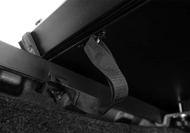 Undercover — UnderCover 99-19 Silverado / Sierra Limited/Legacy 5.5ft Triad Bed Cover - view 11