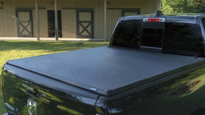 LUND — Lund 22-23 Nissan Frontier 6ft. Bed - Genesis Tri-Fold Tonneau Cover - Black
LND Tri-Fold Cvr - view 3