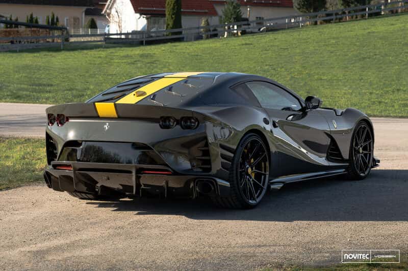 Vossen — Vossen x Novitec NF10 22x12.5 - 5x114.3 BP - ET46 - Gloss Black Ferrari 812 Superfast/GTS Rear Wheel - view 3