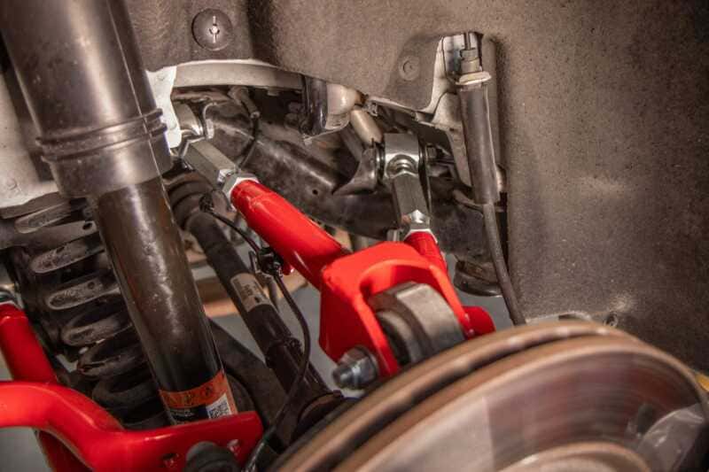 UMI Performance — UMI 16-24 Chevrolet Camaro Suspension Control Arm - Black
Rear Control Arm - view 9
