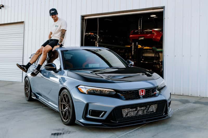 CSF — CSF 2023+ Honda Civic Type R FL5 High-Performance Dual Engine Oil Cooler Kit
CSF Oil Cooler Kit - view 19