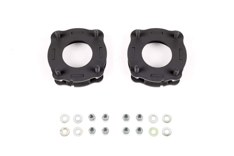 Fabtech — Fabtech 2022 Toyota Tundra 1.5in Leveling Kit - Front Spacers and Hardware
SuspFrontLvlKt - view 1