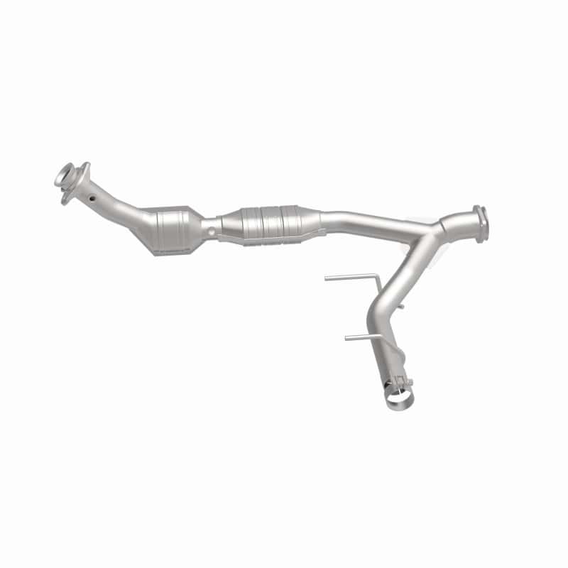 Magnaflow — MagnaFlow Conv DF 03-04 Ford Expedition 5.4L V8 Passenger Side
HM Grade
HM - view 11