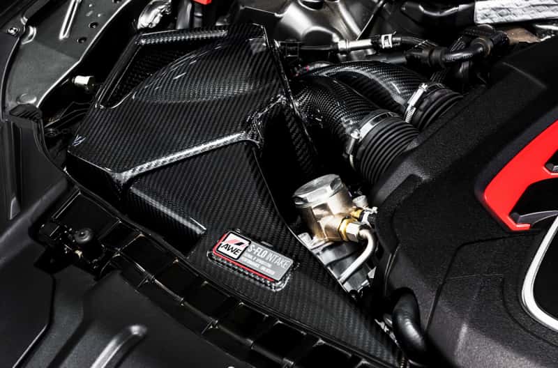 AWE Tuning — AWE Tuning Audi C7 S6 / S7 4.0T S-FLO Carbon Intake V2
S-FLO Intake - view 5