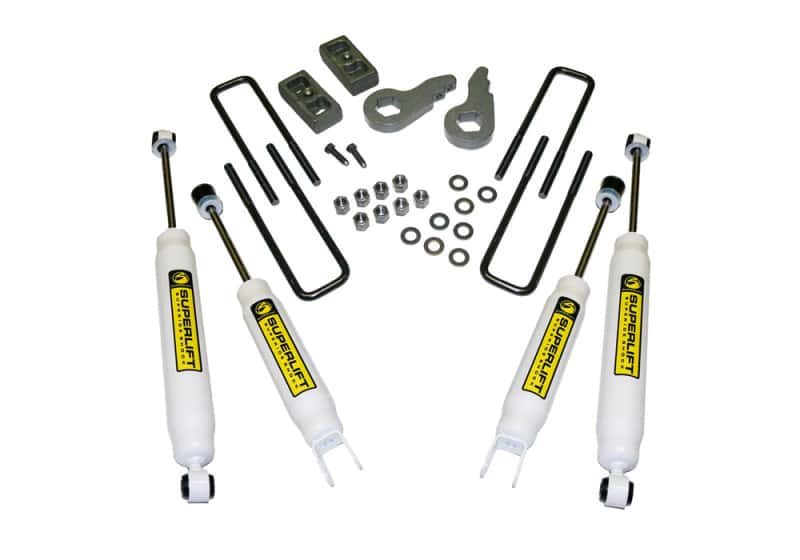 Superlift — Superlift 99-06 Chevy Silv/GMC Sierra 1500 4WD 2.5in Lift Kit w/ Superlift Shocks
Suspension Lift Kit - view 1