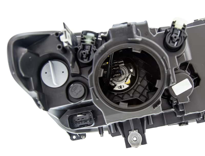 Hella — Hella 2012-2014 BMW 320i ActiveHybrid 3 Halogen Headlight Assembly - view 8
