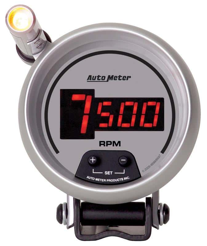 AutoMeter — Autometer 52.4mm Silver Switchable 0-100 Fuel Level/8-18V Voltmeter Ultra-Lite Elite Digital Gauge - view 5