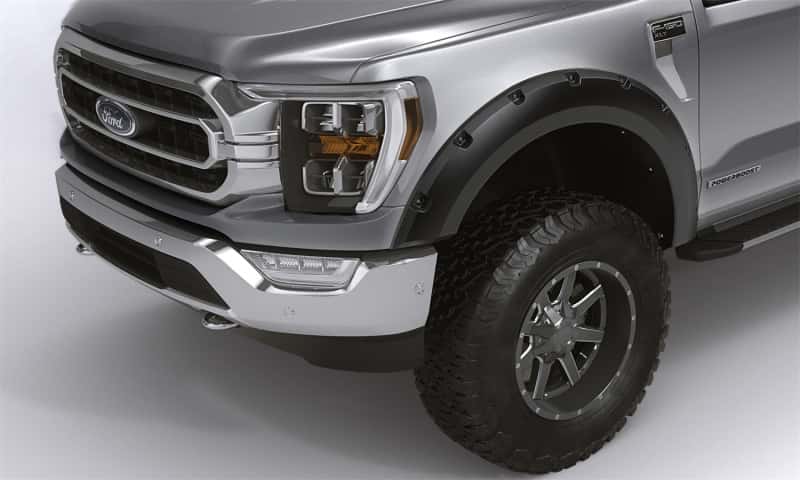 Bushwacker — Bushwacker 17-21 Ford F-250 Super Duty Forge Style Flares 4pc - Black
FF Forge 4pc - view 3