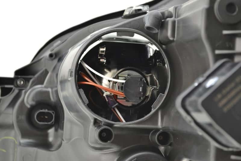 Hella — Hella 2007-2007 Mercedes-Benz GL320 Headlight Assembly - view 19