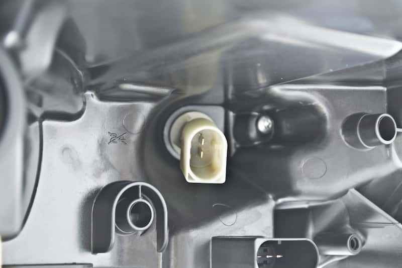 Hella — Hella 2006-2011 Mercedes-Benz ML320 Headlight Assembly - view 11