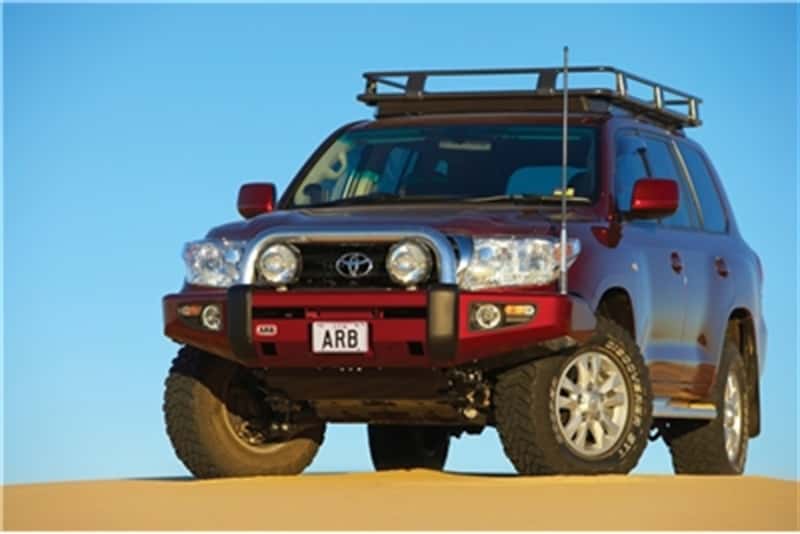 ARB — ARB Sahara Deluxe Bar Lc200 Bar Only 07-11
Sahara Deluxe Bumper - view 1
