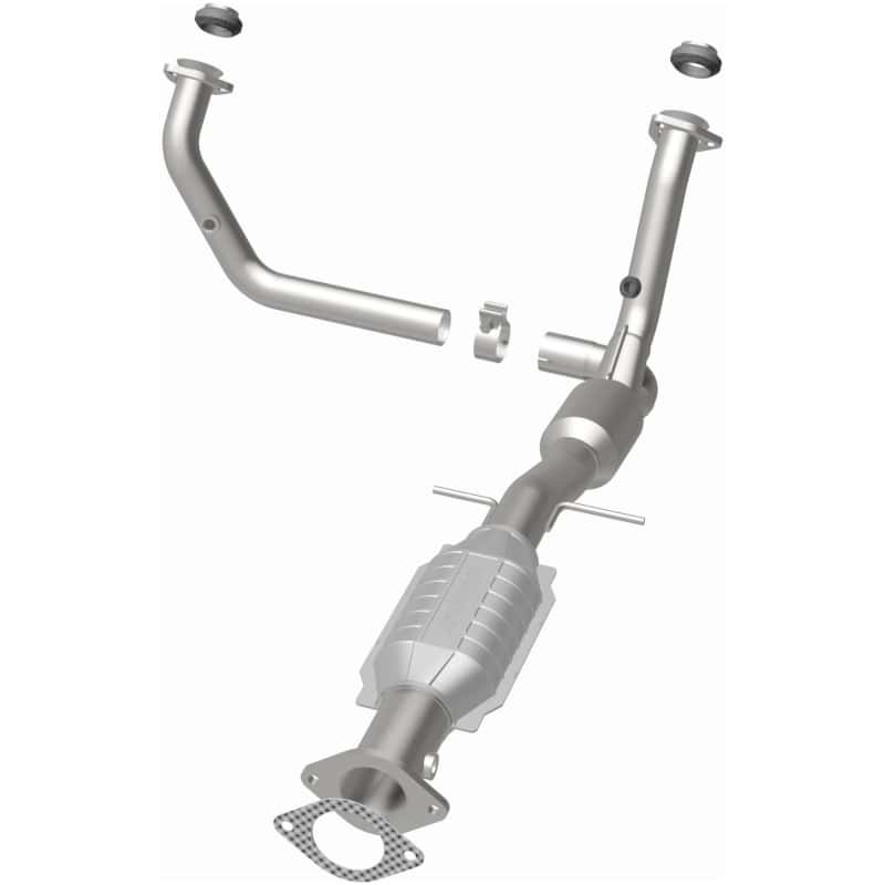 Magnaflow — MagnaFlow Conv DF 00-03 Chevy S-10 4.3L
California - view 4