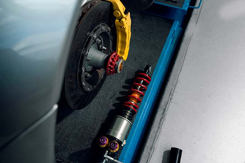 KW — KW 04-05 Porsche Carrera GT Special Edition HLS4 V5 Coilover Kit w/ Red & Blue Springs
Coilover Kit - view 14