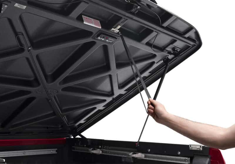 Undercover — UnderCover 2022 Nissan Frontier 5ft Elite Bed Cover - Black Textured - view 6