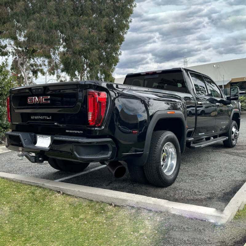 Banks Power — Banks Power 20-23 Chevy/GMC Duramax DRW Crew Cab 5.0in Monster Exhaust w/ Black Tip
Monster Exhaust Syst - view 4