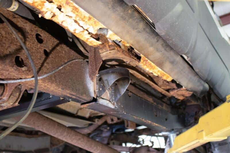 RustBuster — Rust Buster Avalanche/Suburban/Yukon Center Body Frame Mount - view 8