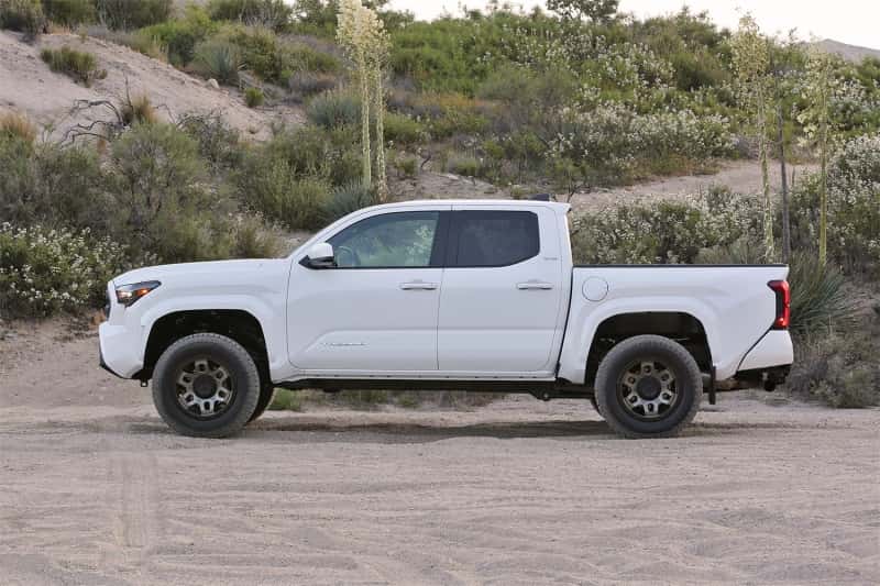 Fabtech — Fabtech 2024 Toyota Tacoma 4WD (w/o AVS) 1.5in Leveling Kit
SuspFrontLvlKt - view 3