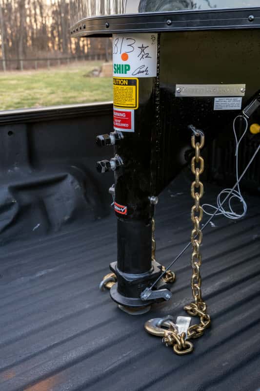GEN-Y Hitch — Gen-Y Viking 4in Round Tube Gooseneck Static Hitch w/SnapLatch 2-5/16in Coupler 8.5K TW 30K
Gooseneck Hitch - view 3