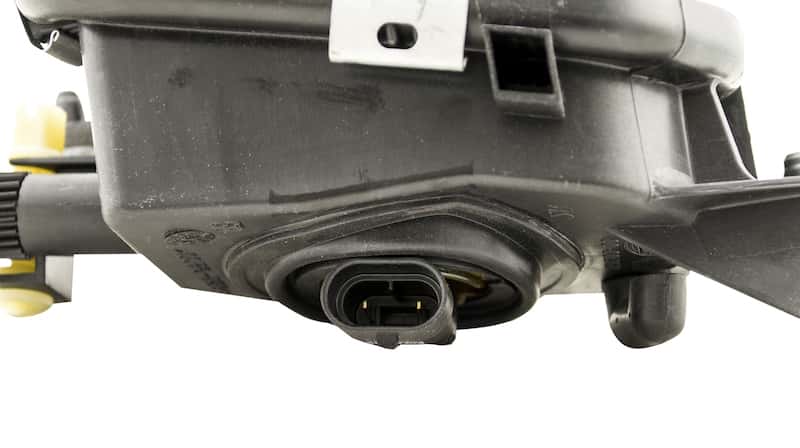 Hella — Hella 2001-2012 Mercedes-Benz C200 Fog Light Assembly Left
Fog Lamp Assy LH - view 6