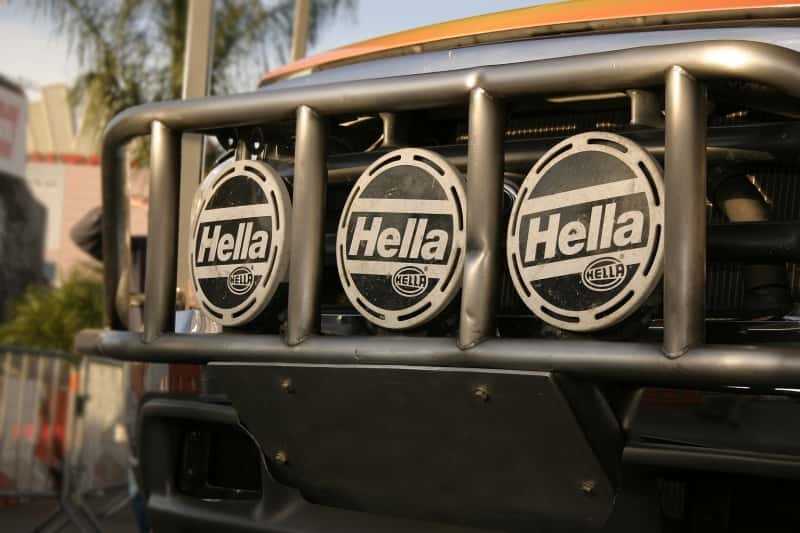 Hella — Hella Rallye 4000 series BlackEuro Beam 12V Halogen Lamp with Position Lamp - view 16