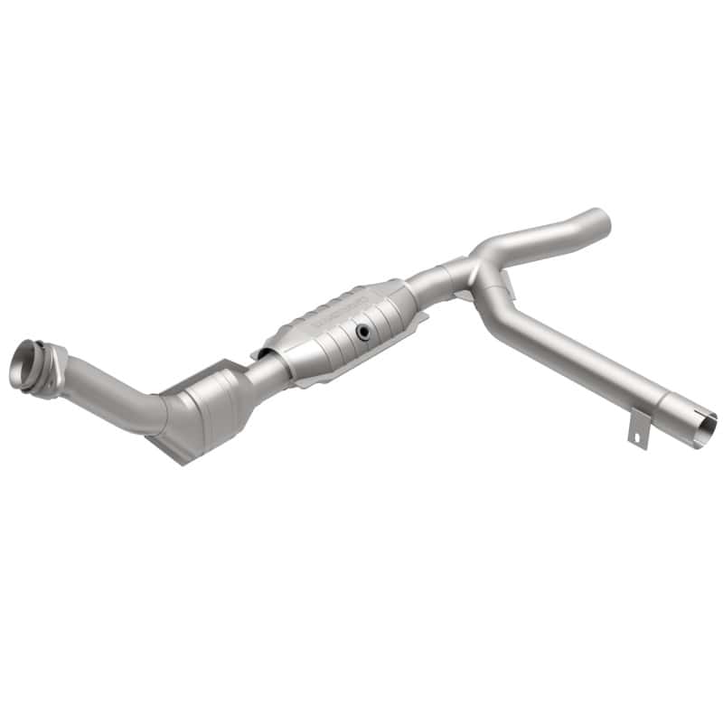 Magnaflow — MagnaFlow Conv DF 01 Ford Trucks 4.6L
California - view 1
