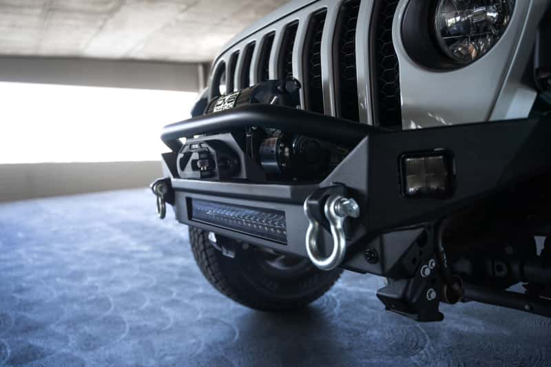 DV8 Offroad — DV8 Offroad 18-23 Jeep Wrangler JL / 20-23 Jeep Gladiator JT FS-7 Mid-Width Winch Front Bumper
Jeep FS-7 Front - view 16