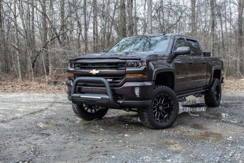 LUND — Lund 07-17 Chevy Silverado 1500 Bull Bar w/Light & Wiring - Black
BULL BAR W-LED LIGHT
Bull Bar - view 5