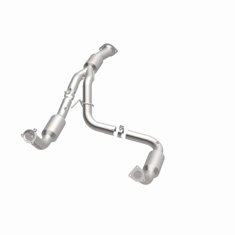 Magnaflow — Magnaflow 12-14 Chevrolet Silverado 2500 HD 6.0L Direct Fit Converter
California - view 26